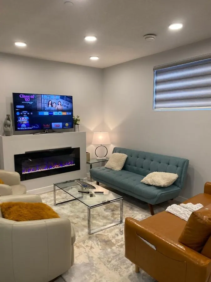 A Very Nice Basement Ensuite. Calgary 0*,  Canada